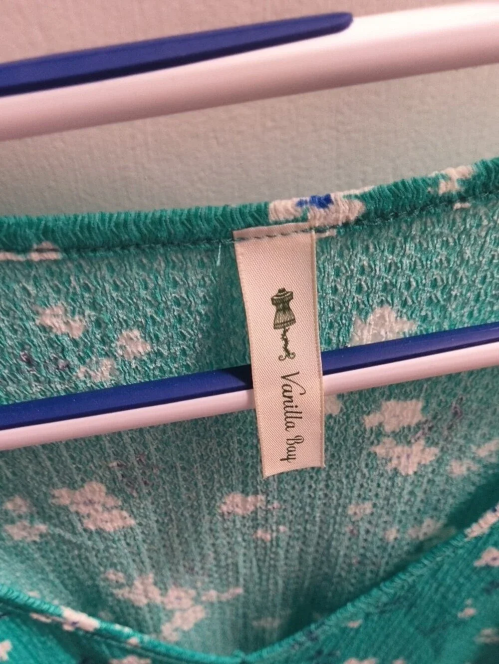 Vanilla Bay Teal Green Floral V-Neck Peplum Top - Picture 4 of 5